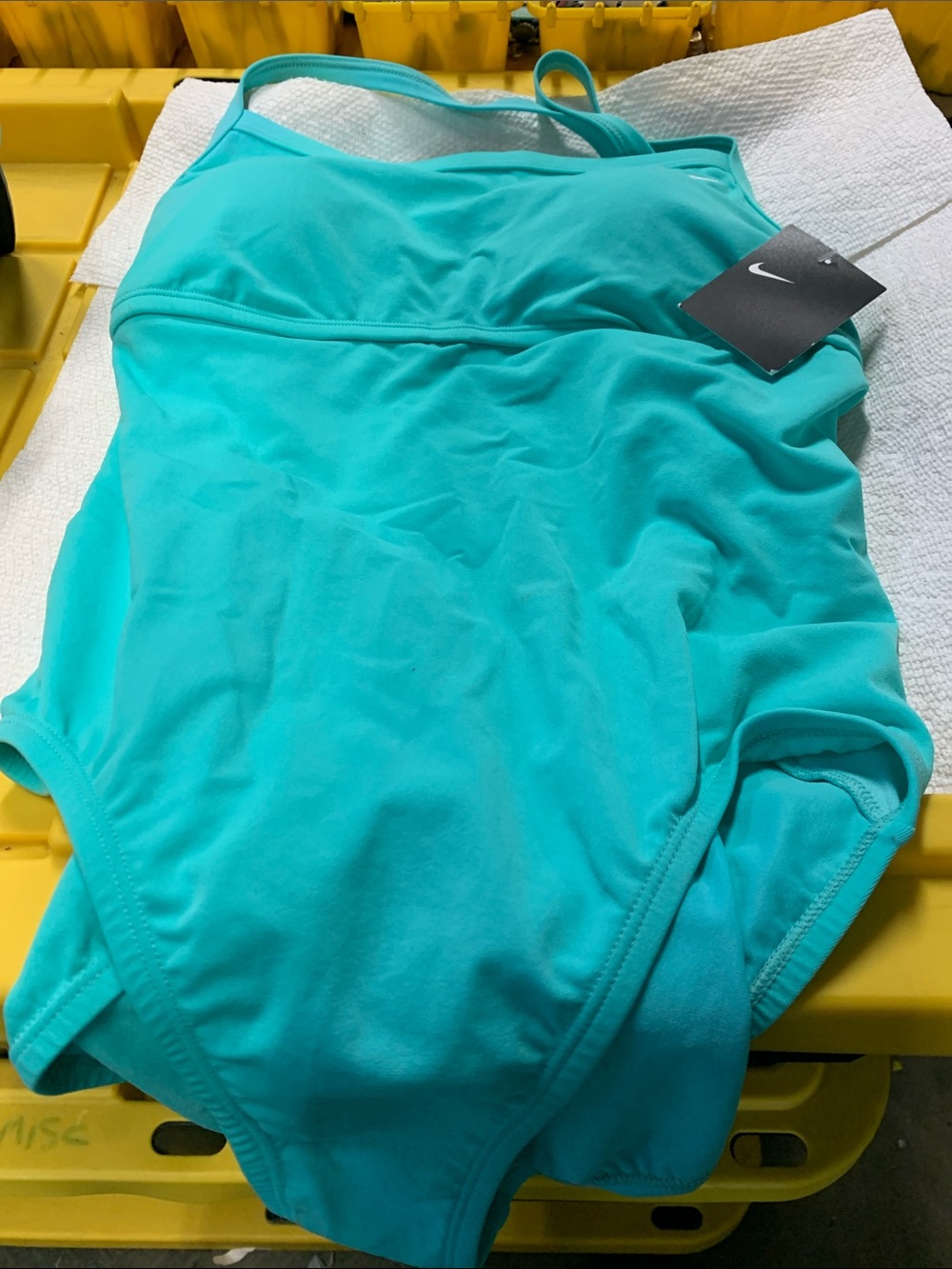 Nike Size Large Turquoise One-Piece Swimsuit